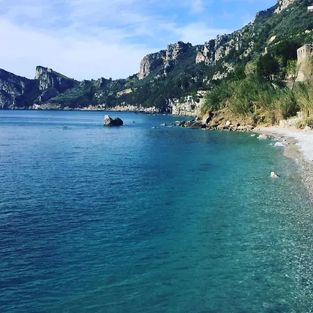 Lo Scoglio Marina del Cantone