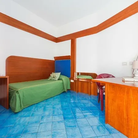 Lo Scoglio Marina del Cantone